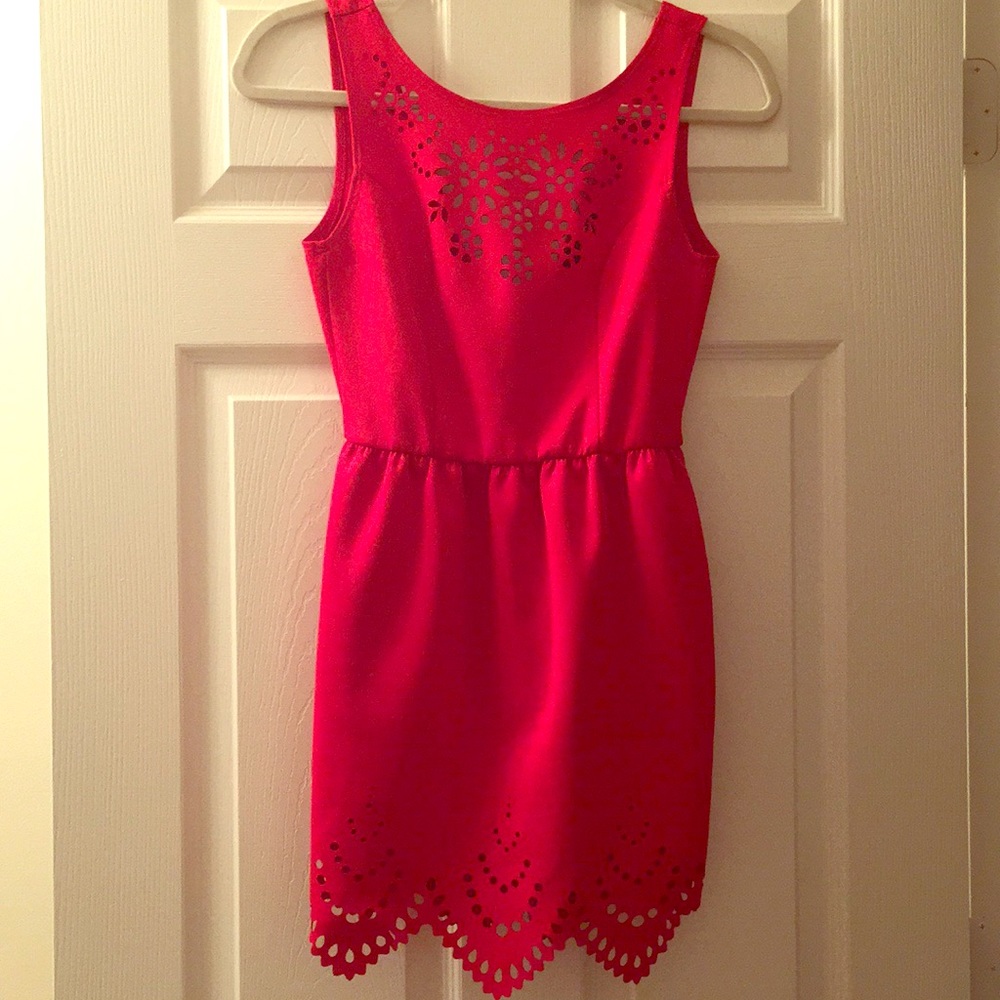 Red valentine cocktail dress! DeepV in the back